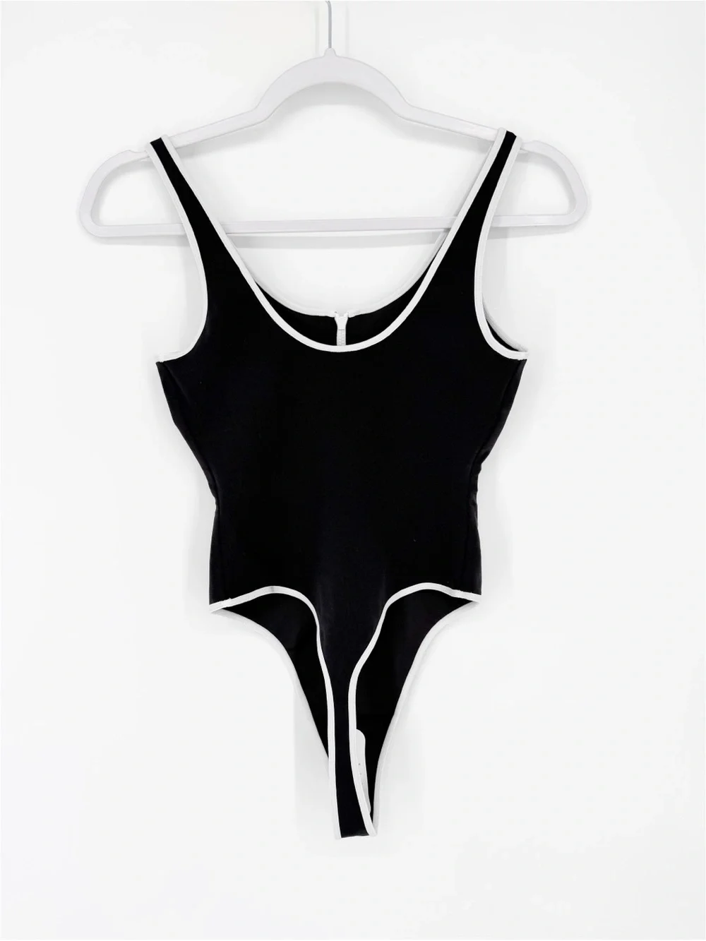 ALO NWOT Supernova Bodysuit Black/White XS